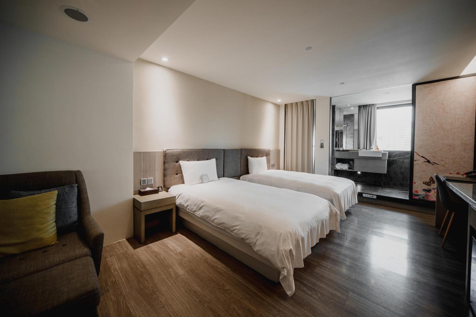 Hub Hotel Kaohsiung Yawan Branch Exteriör bild