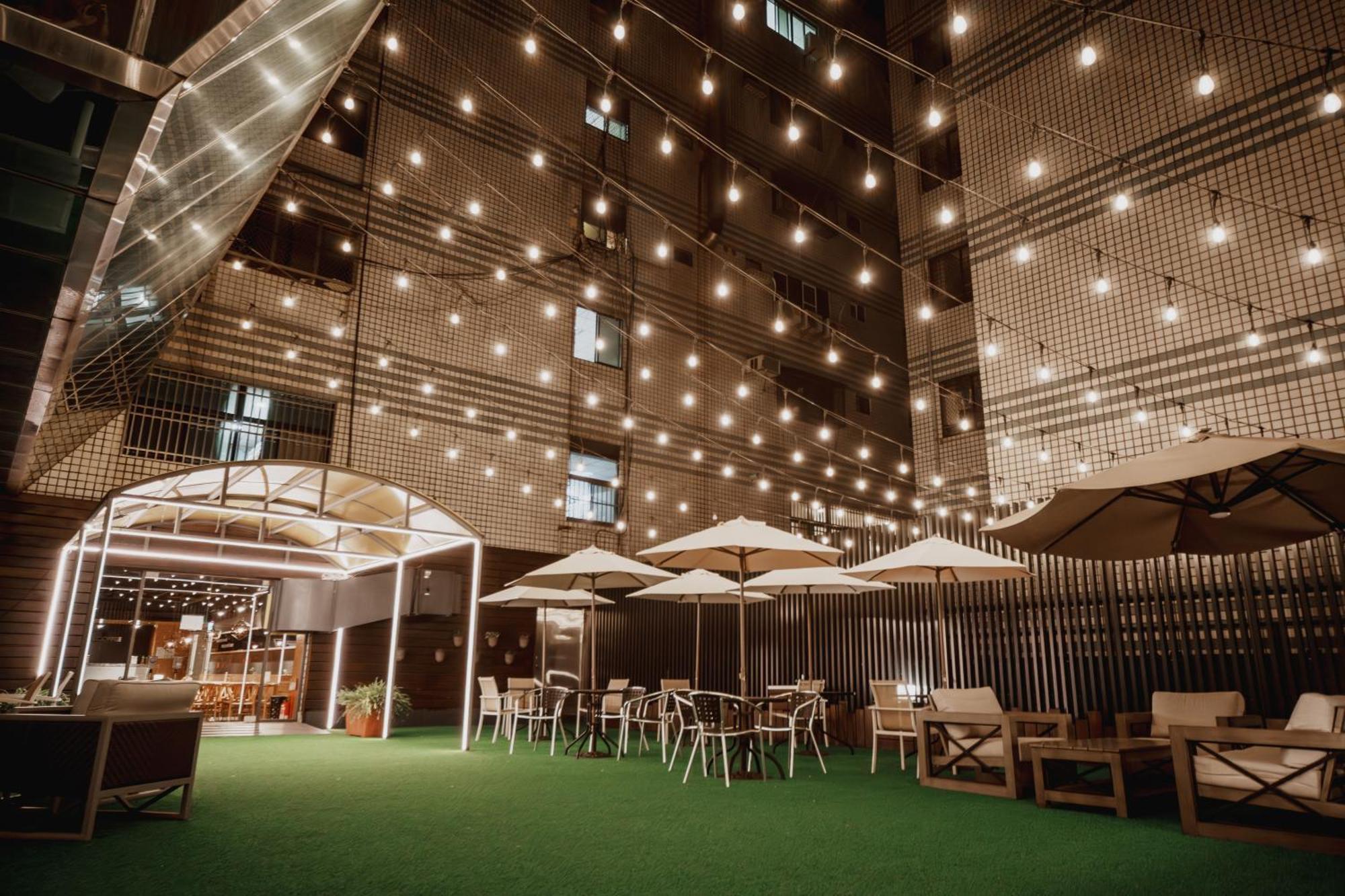 Hub Hotel Kaohsiung Yawan Branch Exteriör bild