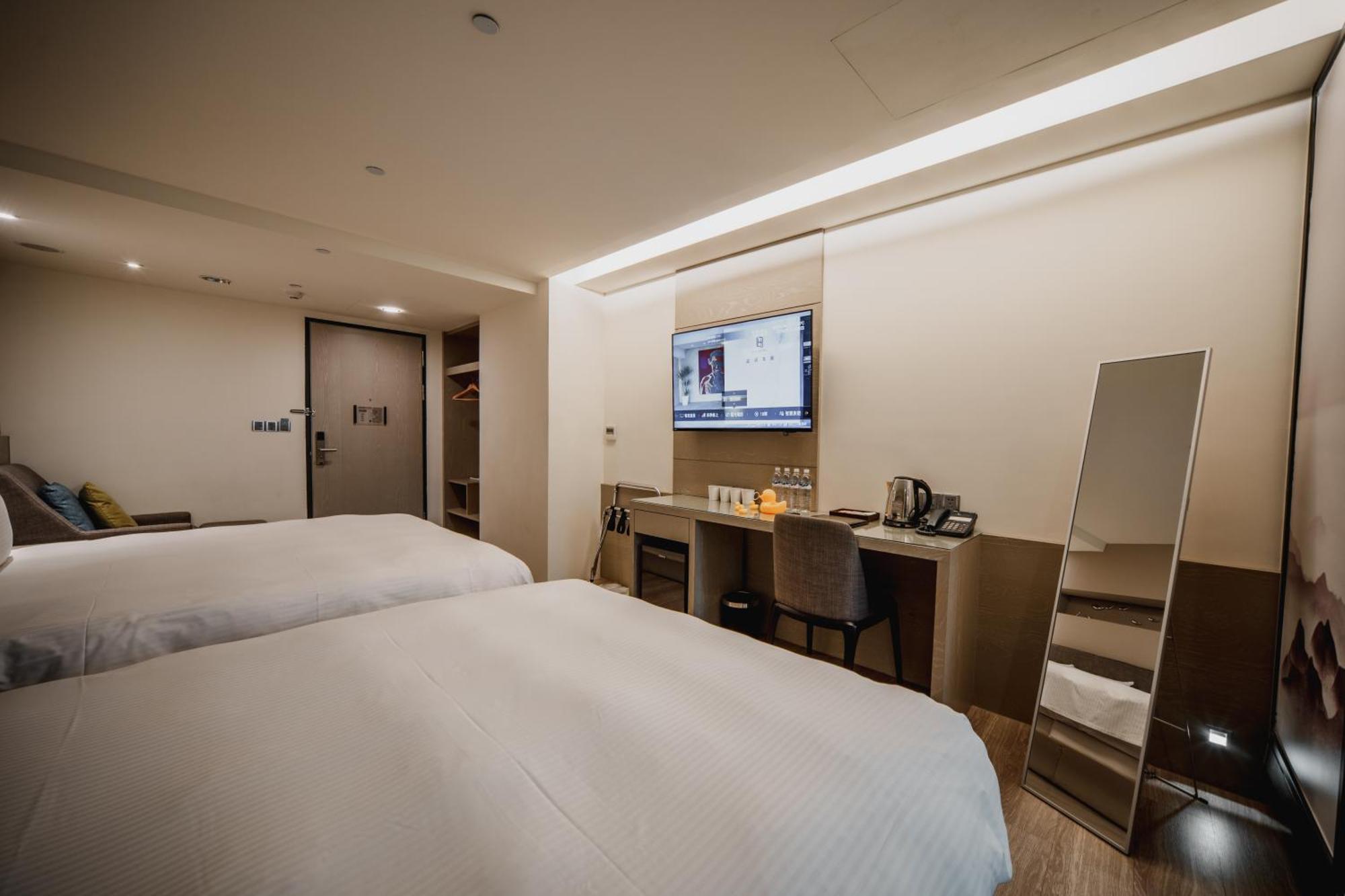 Hub Hotel Kaohsiung Yawan Branch Exteriör bild