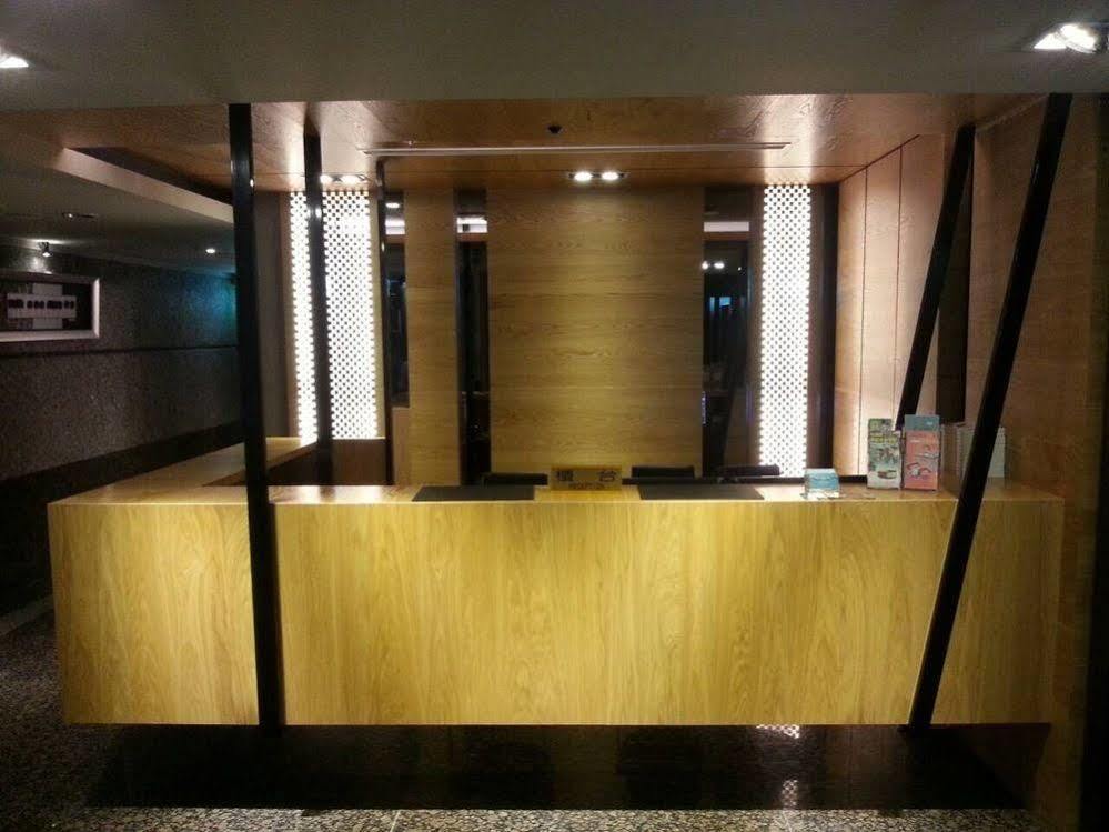 Hub Hotel Kaohsiung Yawan Branch Exteriör bild